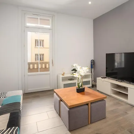 L'escale Lyonnaise Apartmán *